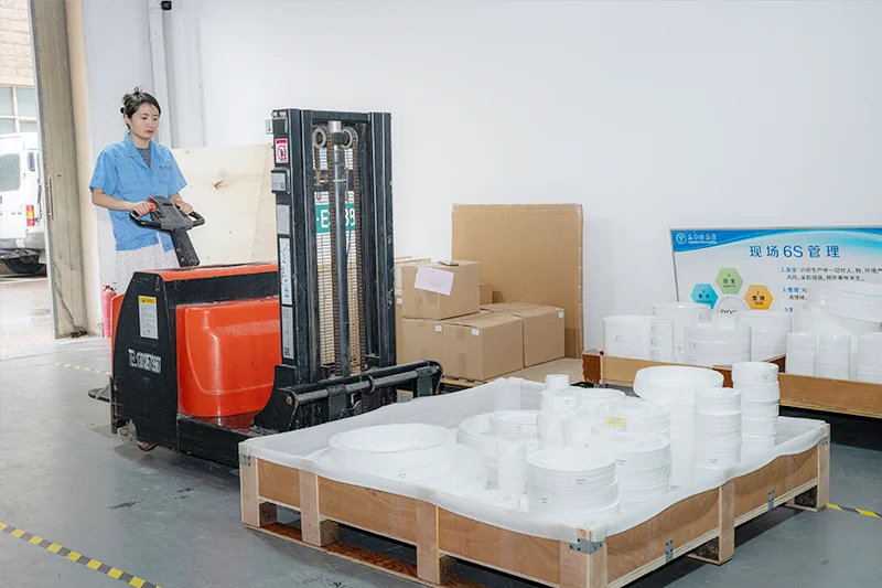 Packaging & Shipping